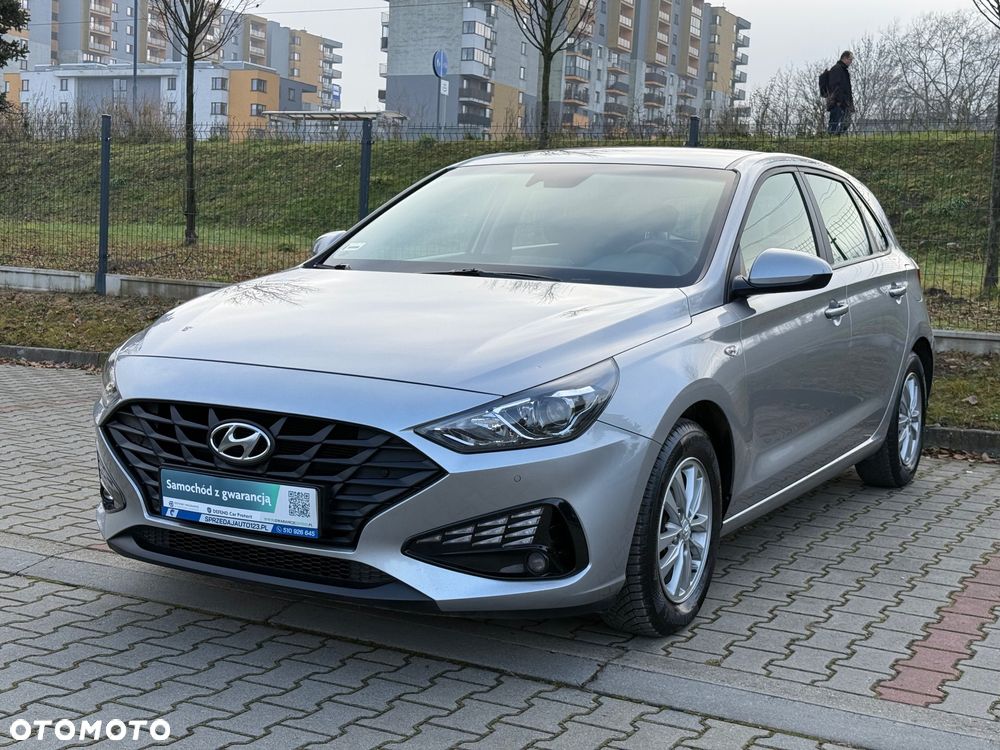 Hyundai i30 1.5 DPI Classic + - 35