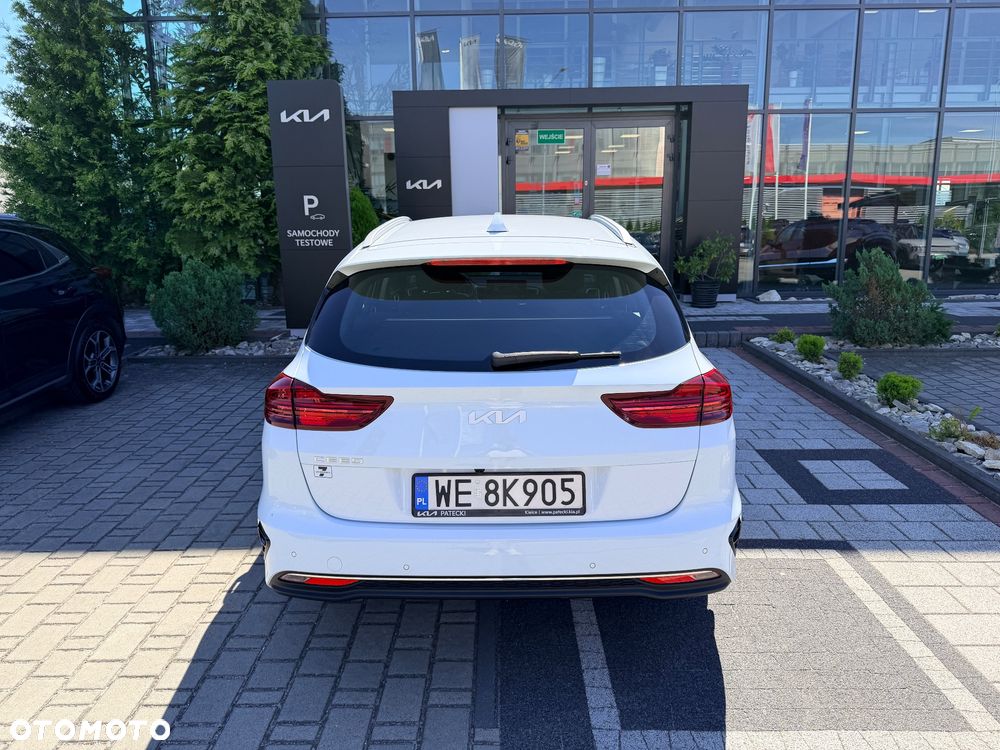 Kia Ceed 1.5 T-GDI M - 6
