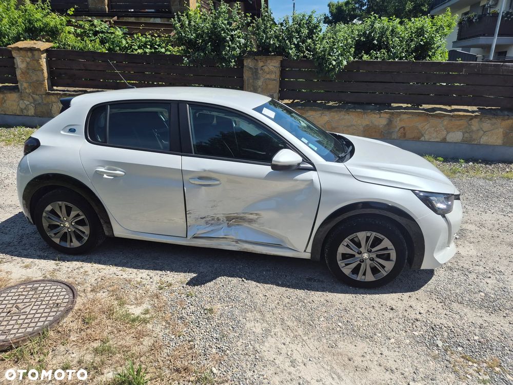 Peugeot 208 Elektromotor 136 Allure Pack - 9