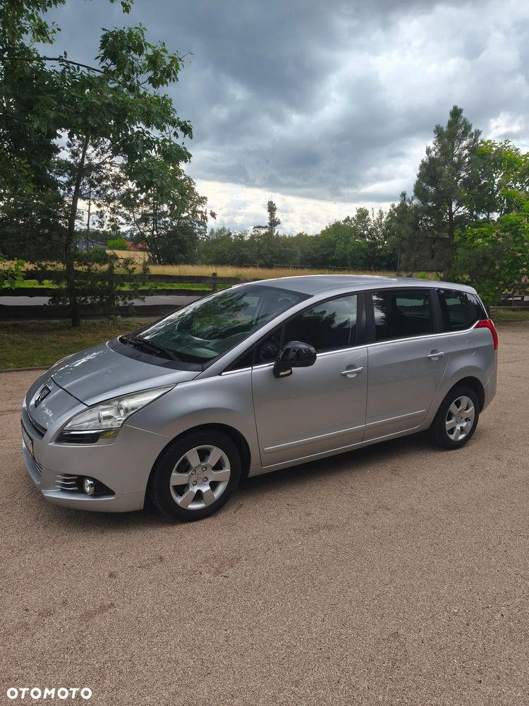 Peugeot 5008 1.6 HDi Premium - 14