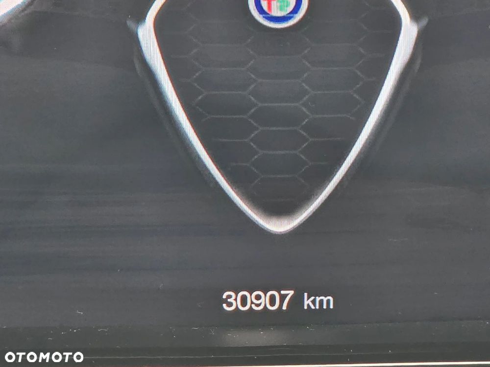 Alfa Romeo Tonale 1.5 T4 GSE mHEV Veloce DCT - 12