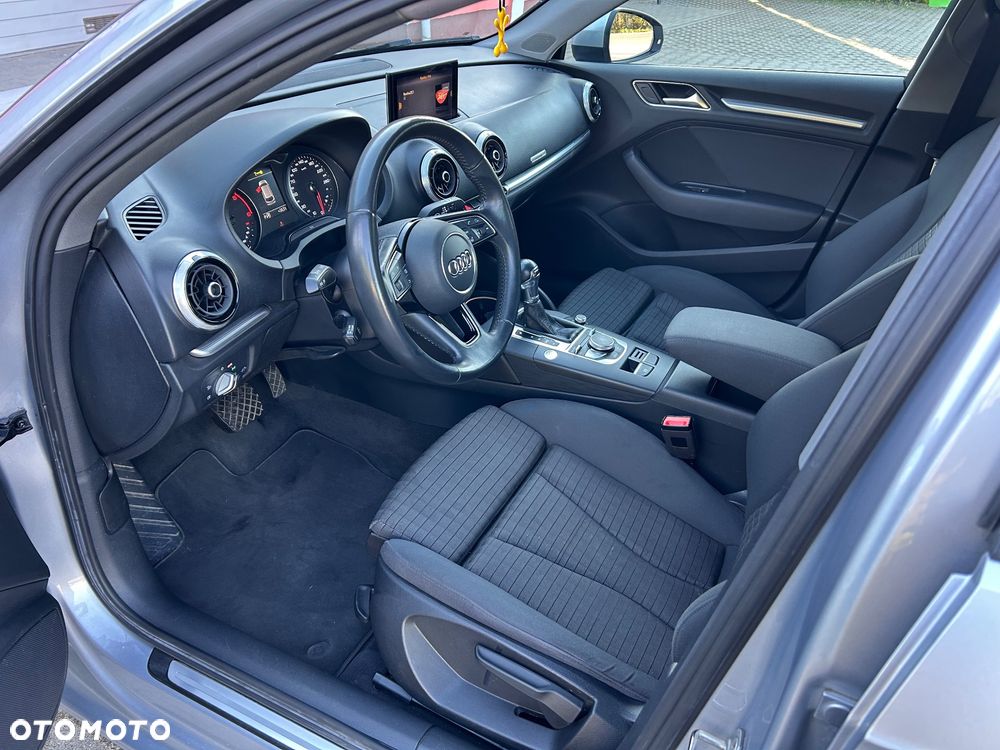 Audi A3 Sportback 1.6 TDI S tronic sport - 10