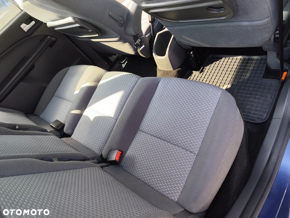 Ford Focus C-Max 1.8 Ghia - 17