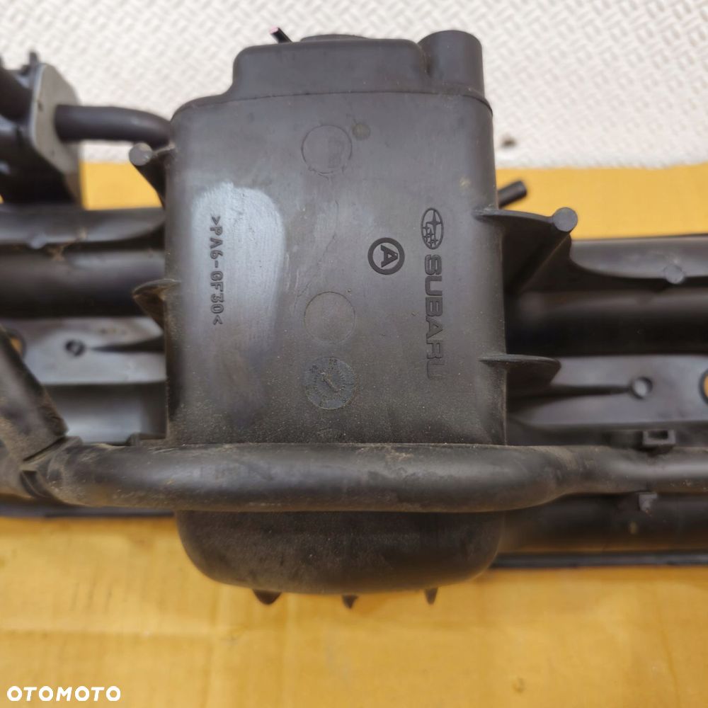 subaru outback iv 4 2.5b kolektor ssący - 2