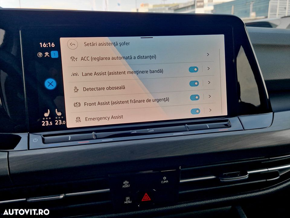 Volkswagen Golf 1.5 eTSI ACT DSG MHEV Style - 22