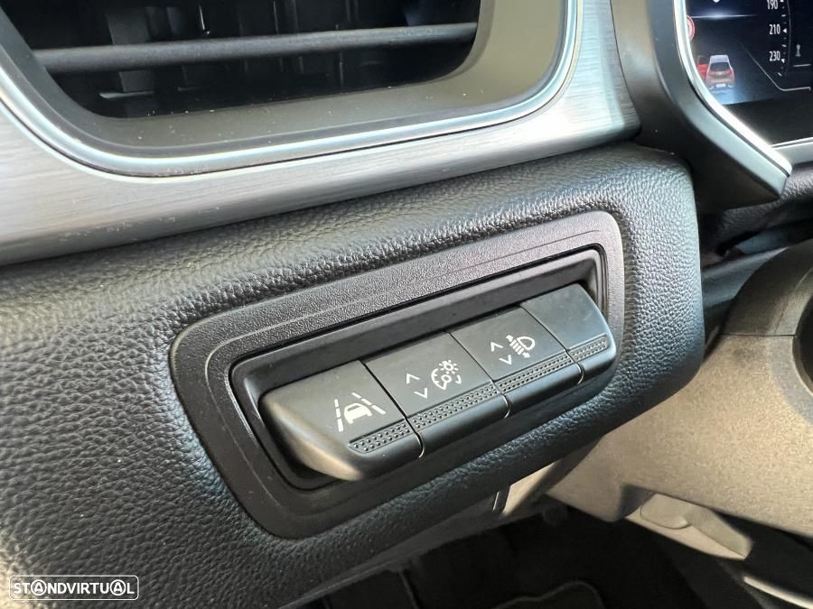 Renault Captur 1.0 TCe Exclusive Bi-Fuel - 18