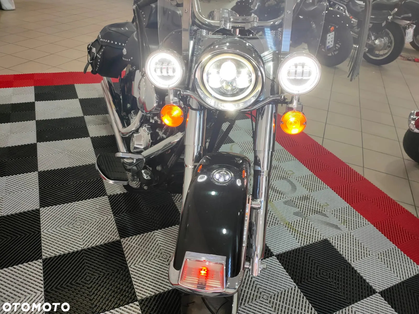 Harley-Davidson Softail Heritage Classic - 8