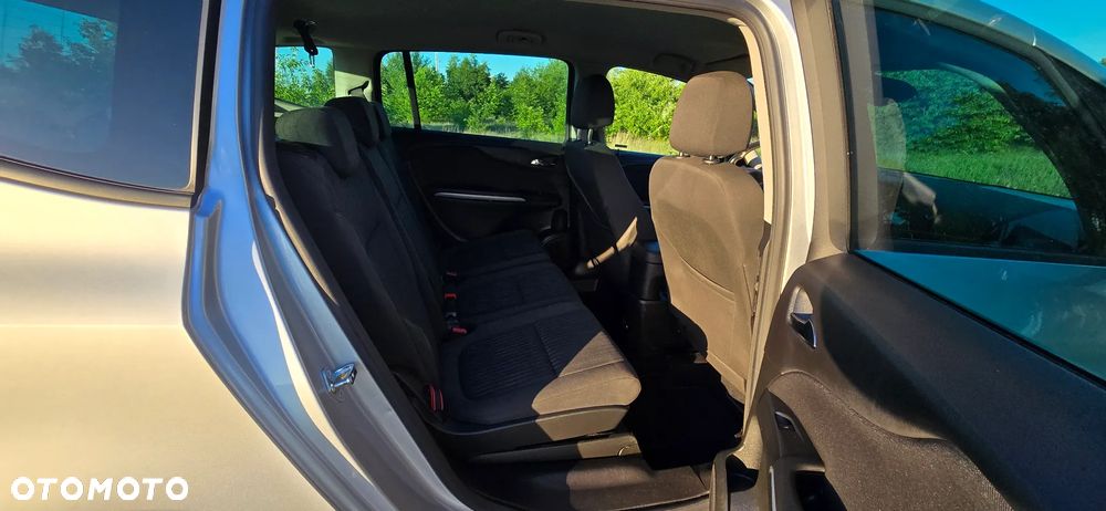 Opel Zafira Tourer 1.4 Turbo Active - 19