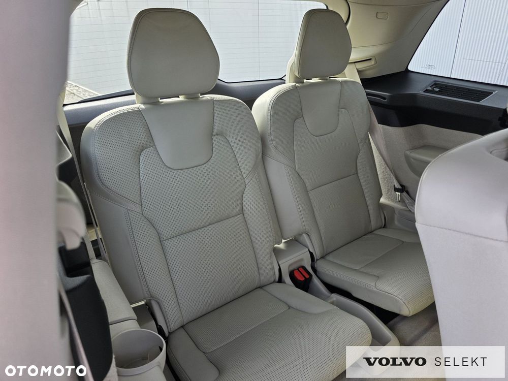 Volvo XC 90 - 18