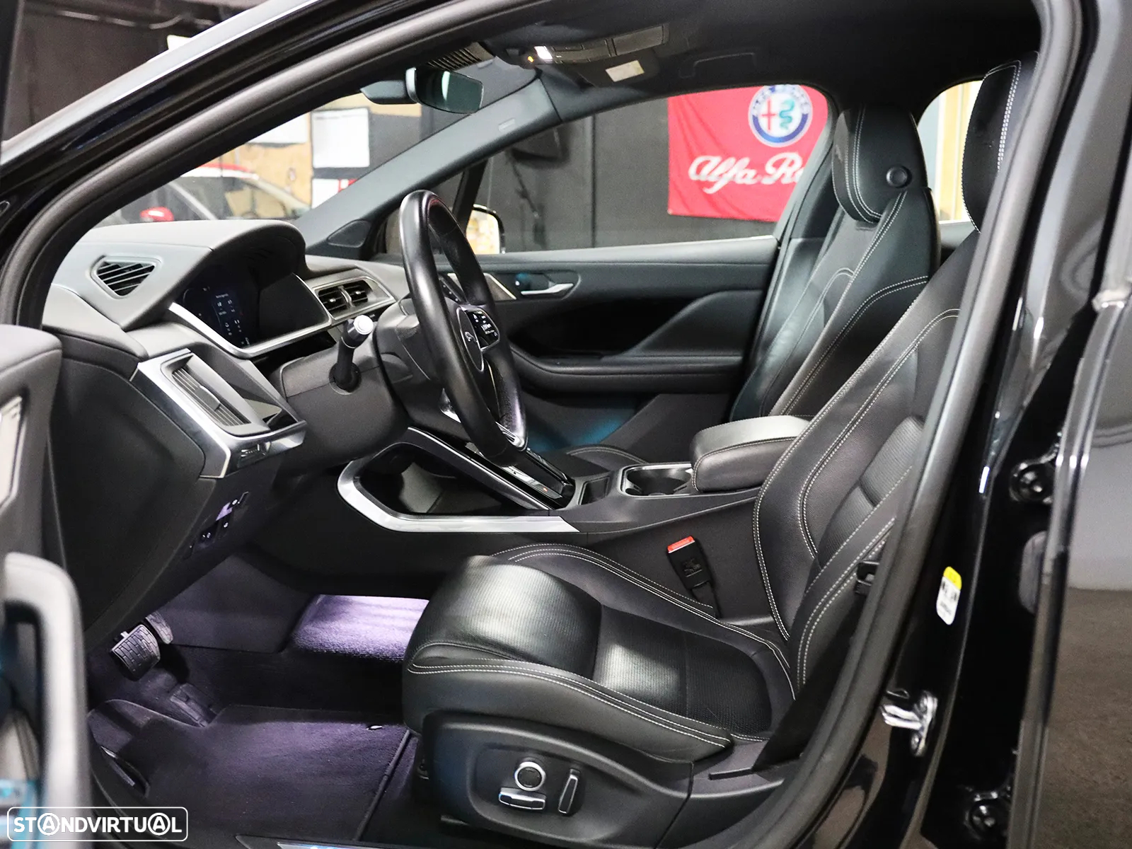 Jaguar I-Pace EV400 AWD R-DYNAMIC SE - 34