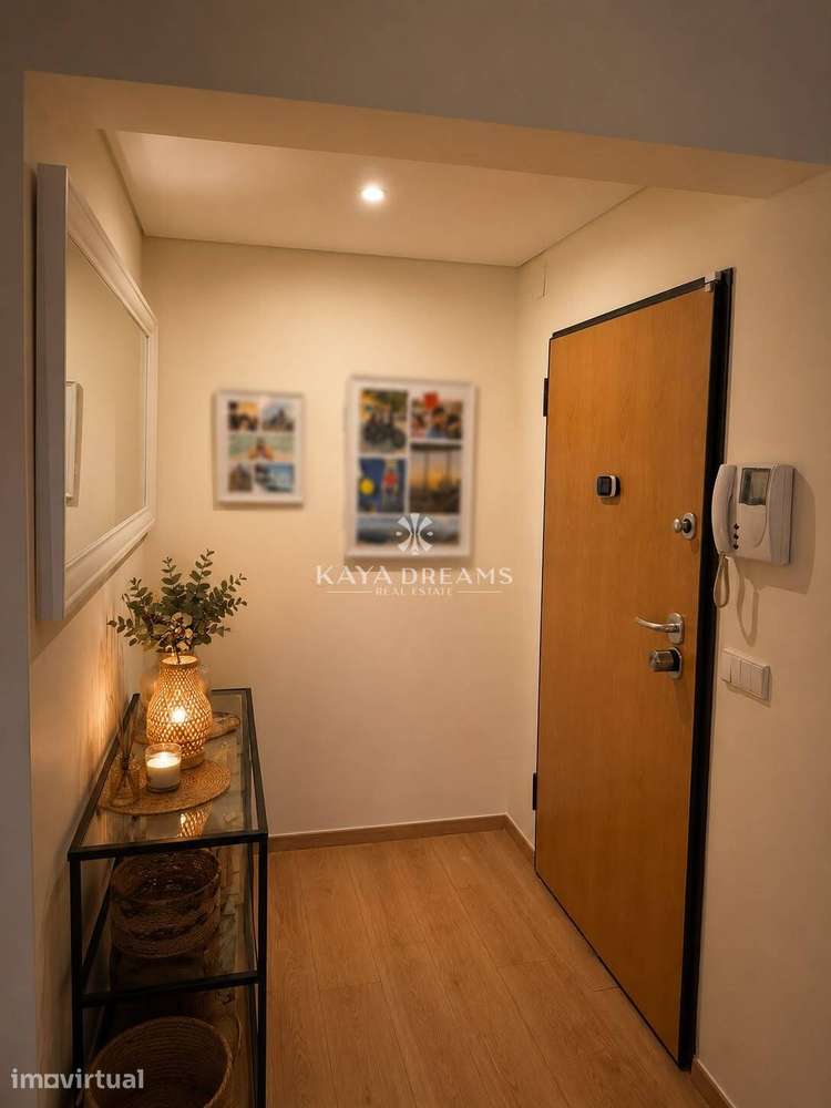 Arrenda-se Apartamento T2 Totalmente Remodelado em Arroios - Lisboa - Grande imagem: 4/11