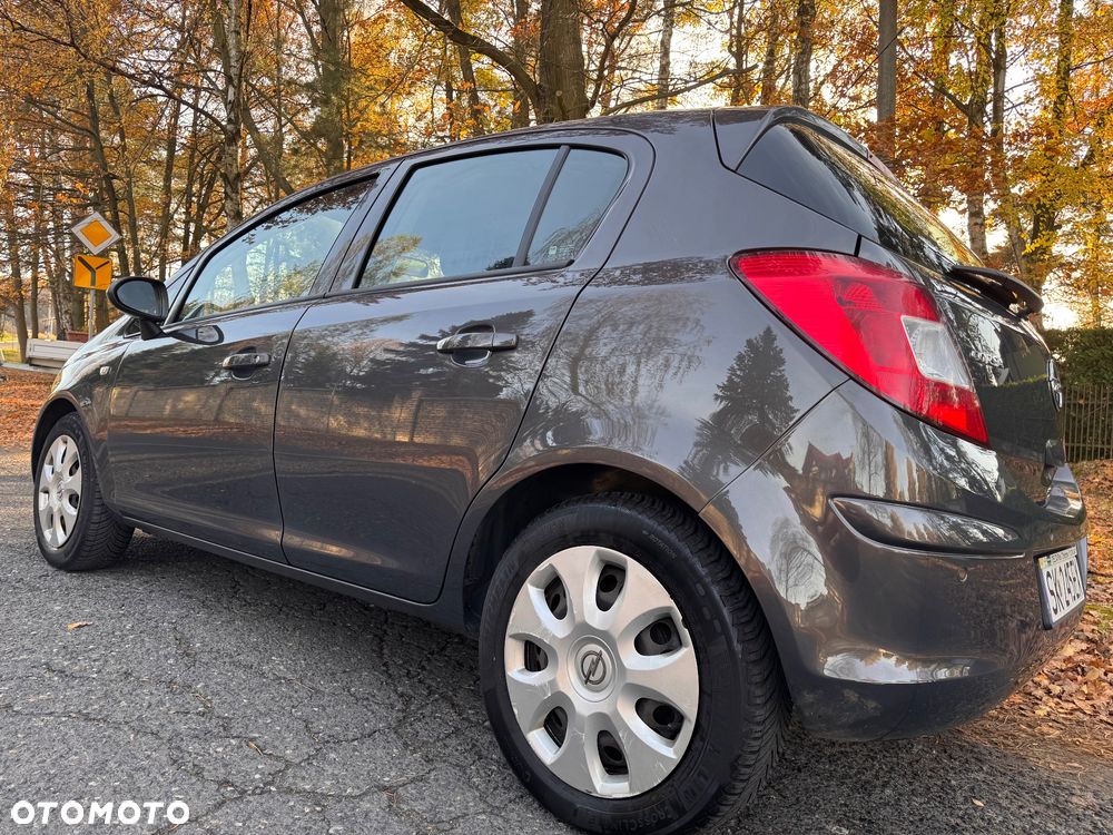 Opel Corsa 1.4 16V Graphite - 10