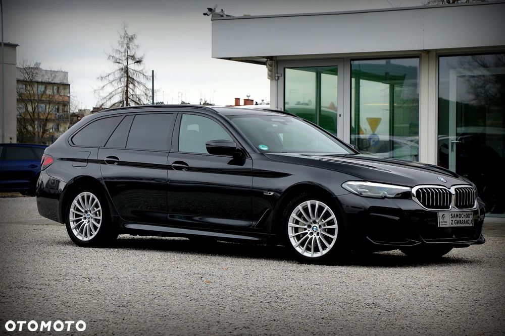 BMW Seria 5 530e xDrive M Sport sport - 3