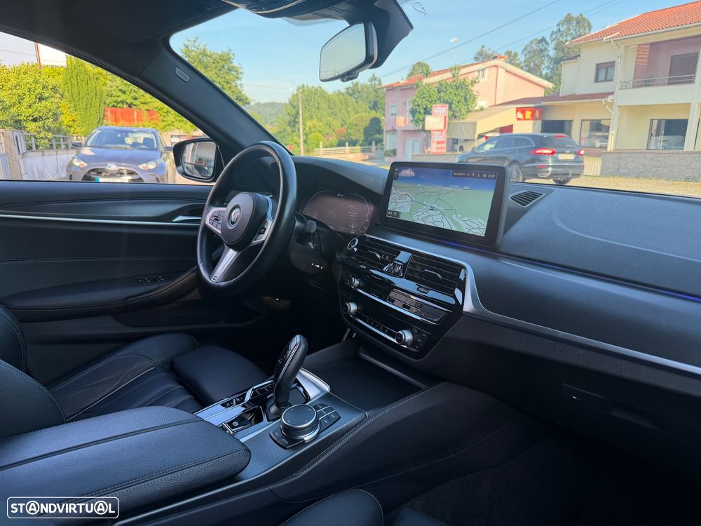 BMW 520 e Pack M - 8