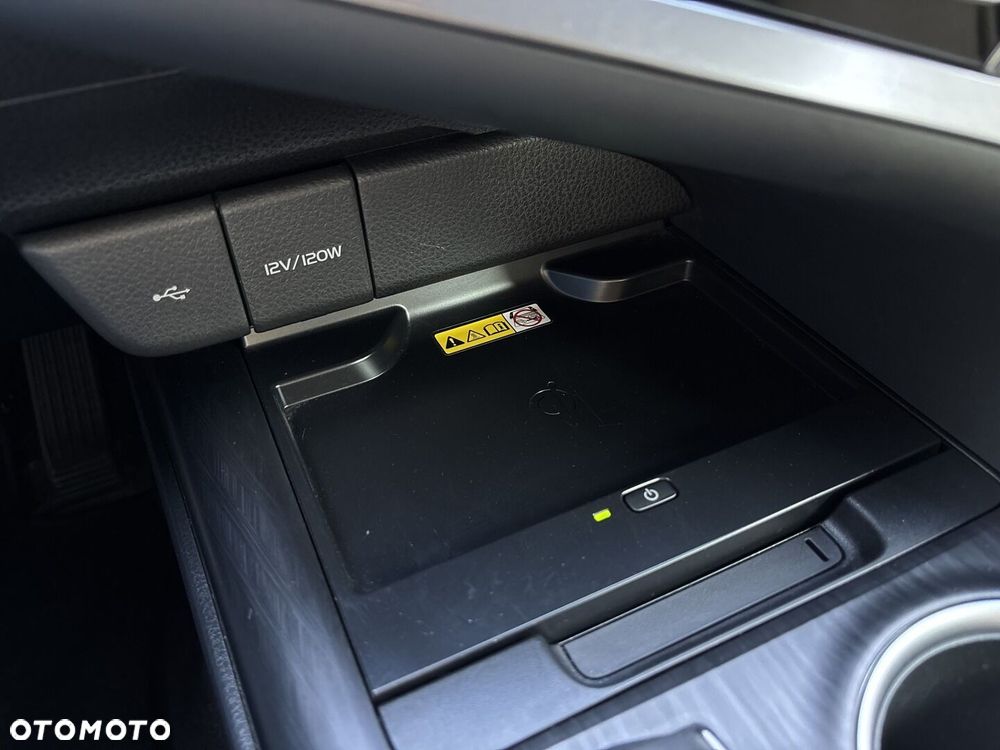 Toyota Camry 2.5 Hybrid Executive CVT - 31