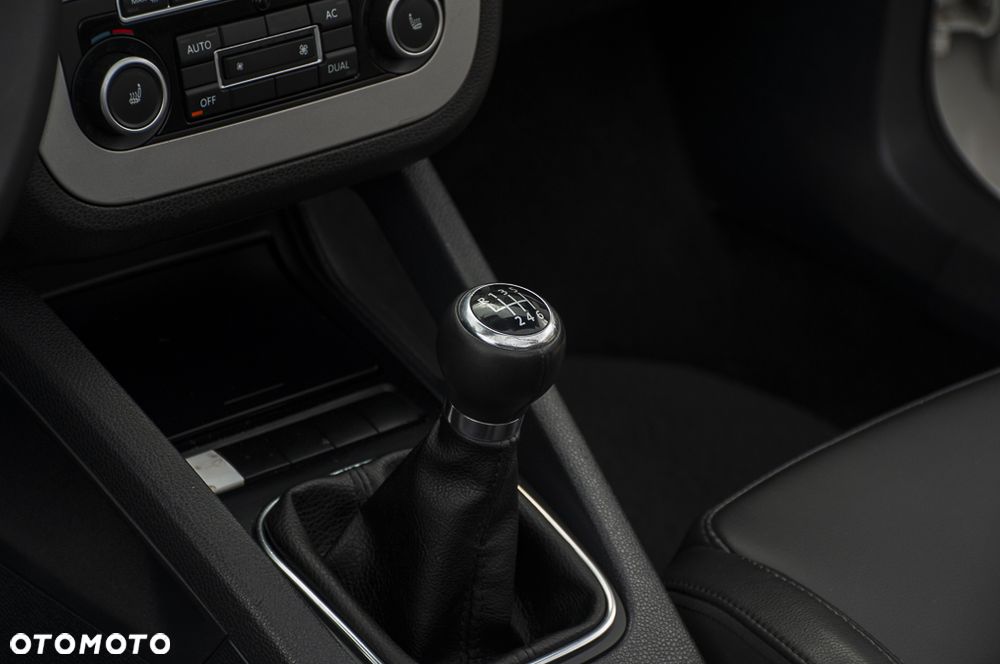 Volkswagen Eos 2.0 TDI DPF BlueMotion Technology Exclusive - 34