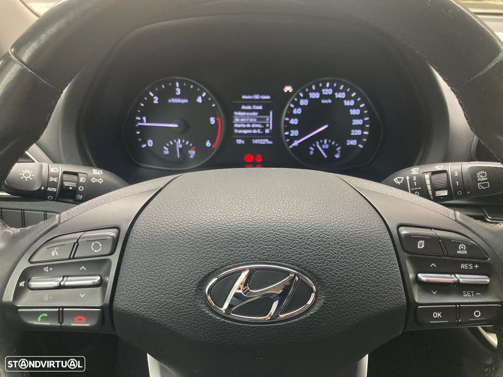 Hyundai i30 SW 1.6 CRDi Comfort+Navi - 8