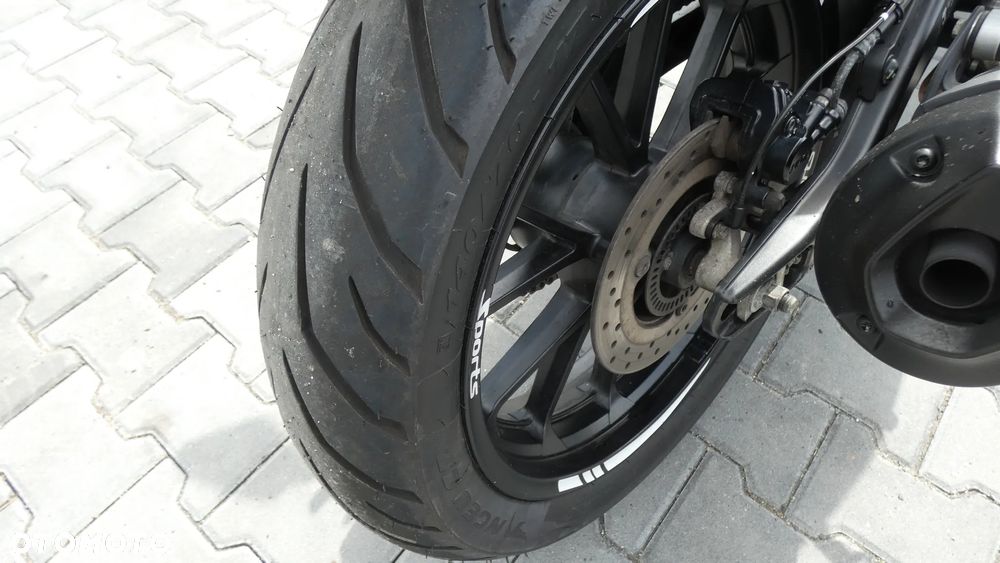 Yamaha MT - 11