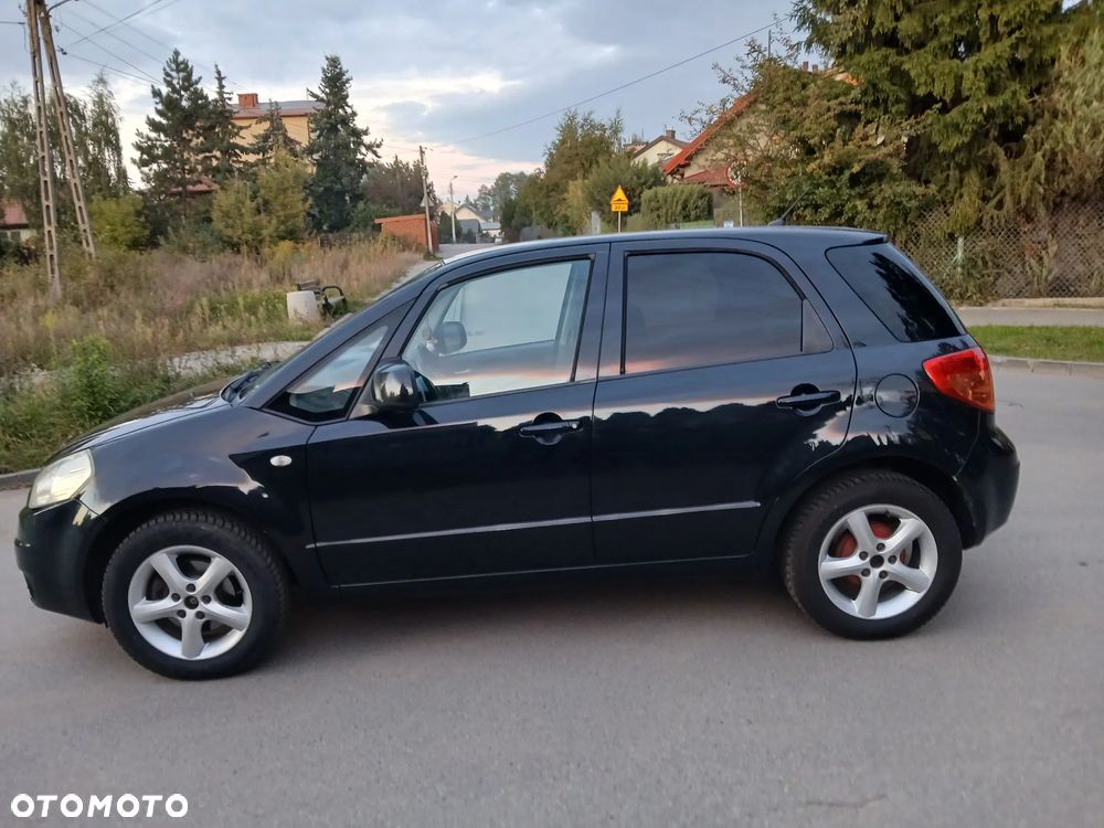 Suzuki SX4 - 3