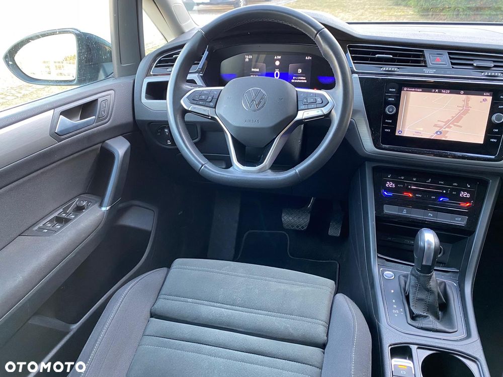 Volkswagen Touran 2.0 TDI SCR DSG Move - 9