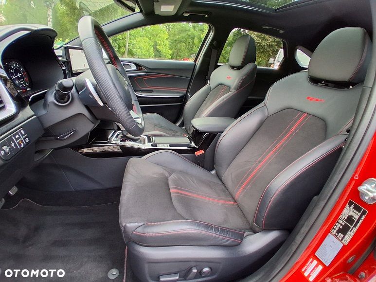 Kia ProCeed 1.6 T-GDI DCT7 OPF GT - 10
