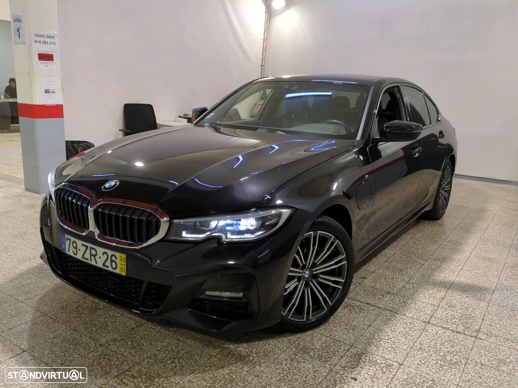 BMW 330 e Touring Pack M Auto - 1