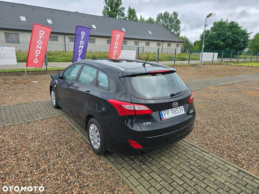 Hyundai i30 blue 1.4 Classic - 9