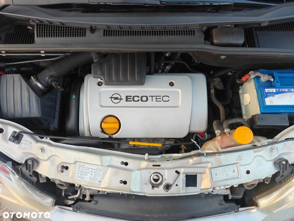 Opel Meriva 1.6 16V Essentia Easytronic - 10
