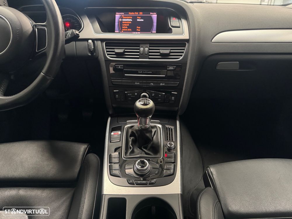 Audi A4 Avant 2.0 TDI Business Line Sport - 14