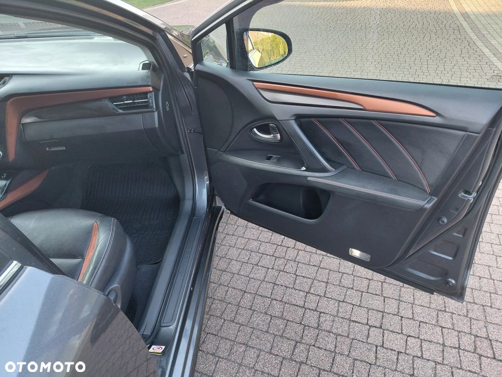 Toyota Avensis 1.8 Prestige - 18