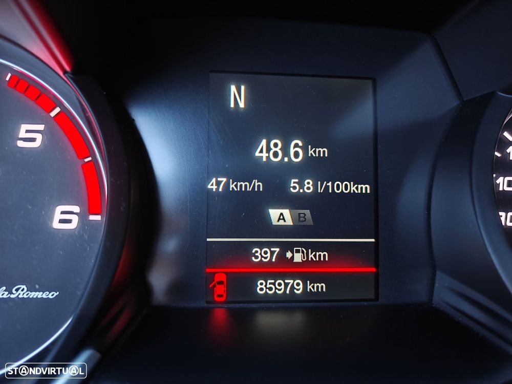 Alfa Romeo Giulia 2.2 D Super - 13