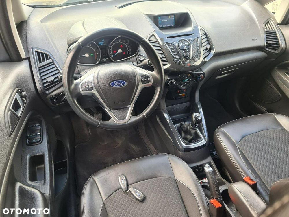 Ford EcoSport - 18