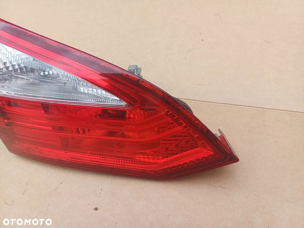 Focus MK3 kombi lampa w klapę lewy tył led 10-14 - 4