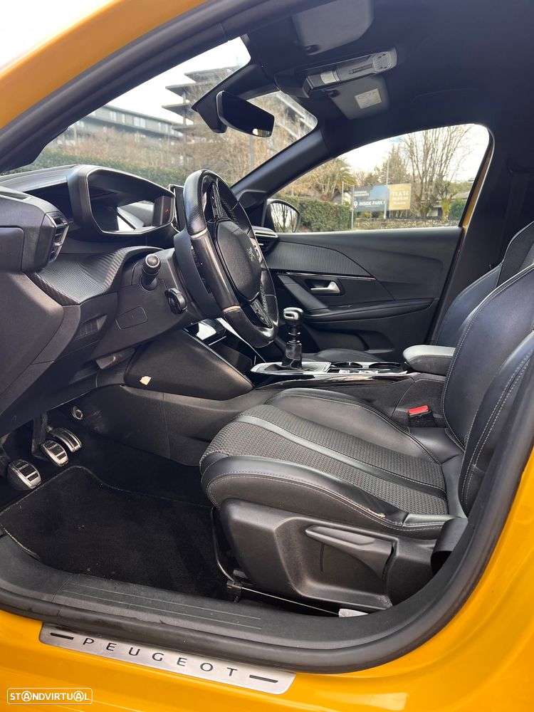 Peugeot 208 PureTech 100 GT Pack - 11