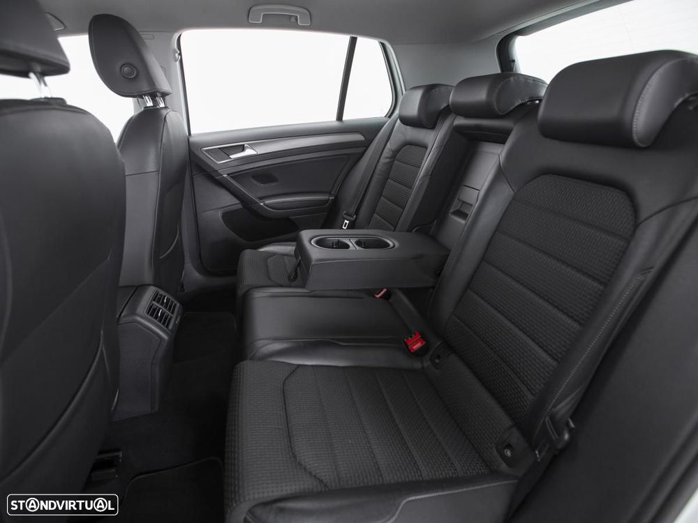 VW Golf - 11
