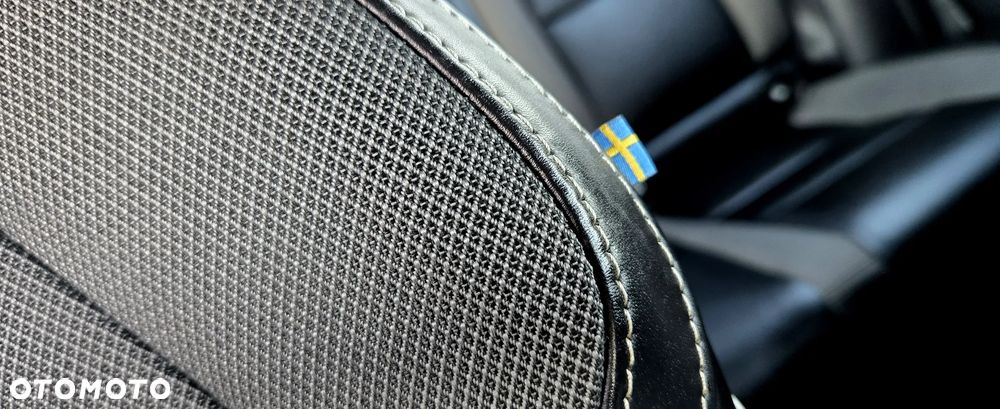 Volvo S60 T4 R-Design - 15