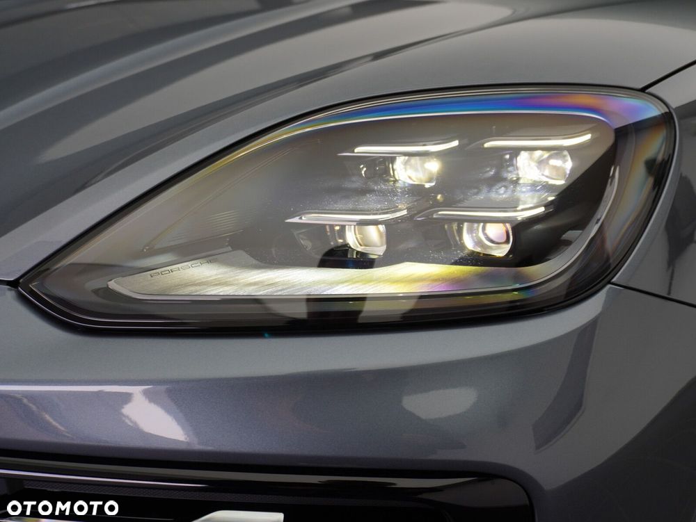 Porsche Cayenne - 10