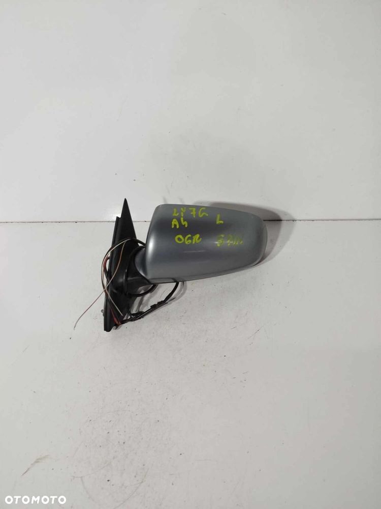 LUSTERKO LEWE PRZEDNIE AUDI A4 B7 04-08 LY7G 5 PIN - 2
