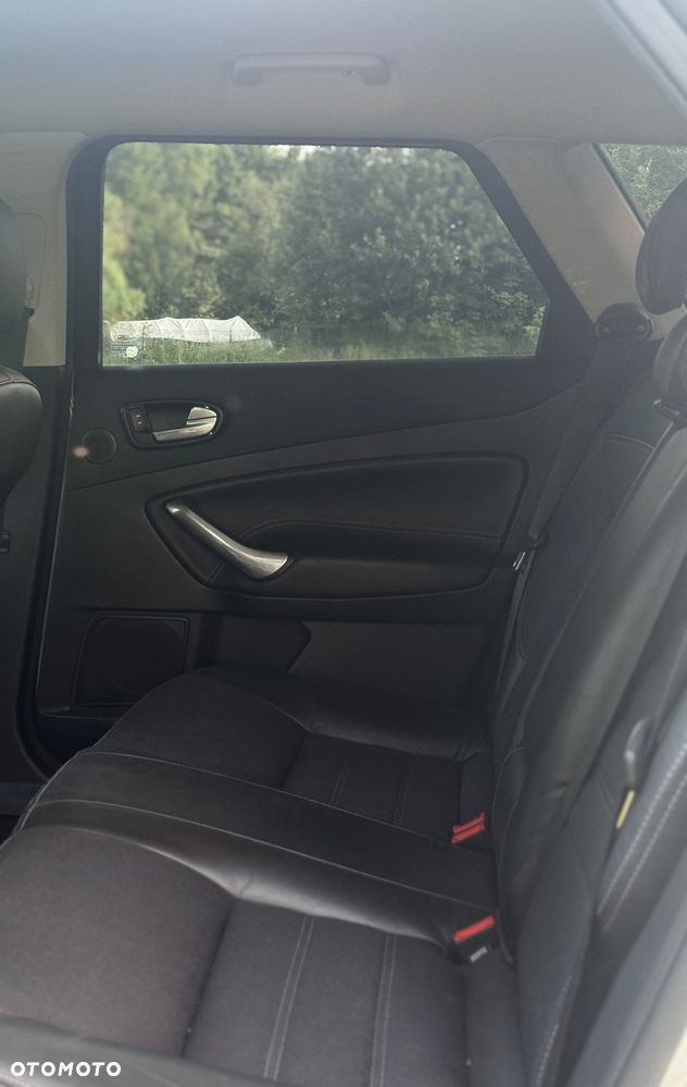 Ford Mondeo 2.2 TDCi Titanium - 20