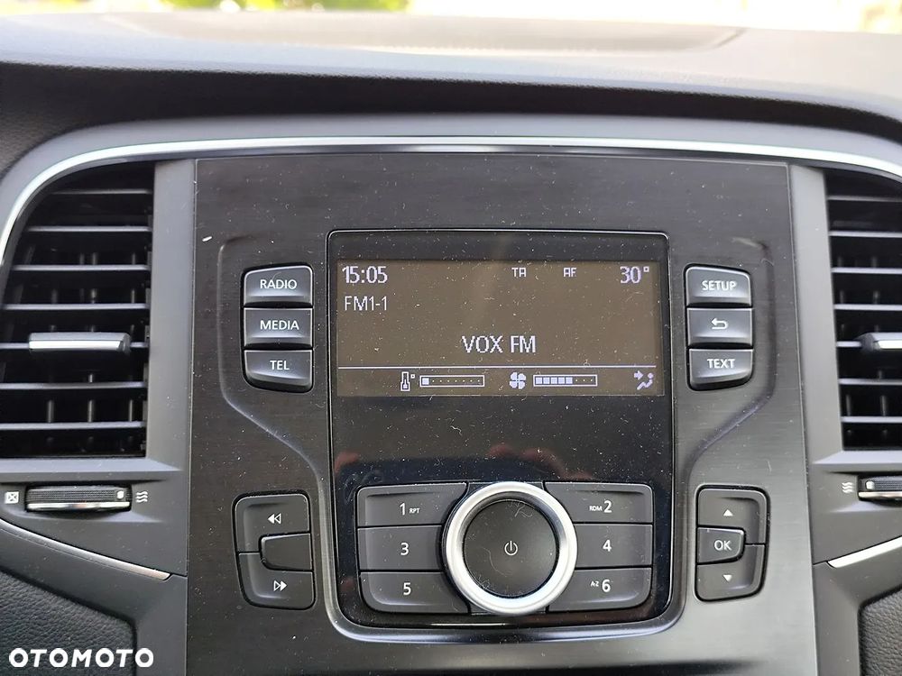 Renault Megane 1.2 Energy TCe Life - 17