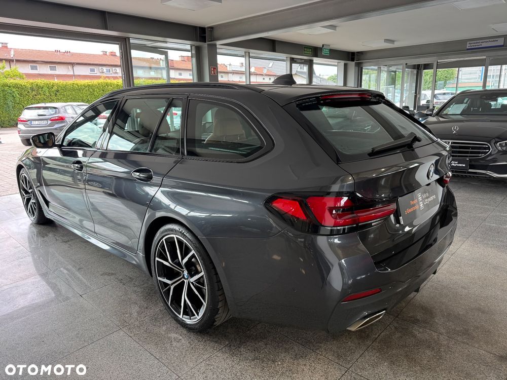 BMW Seria 5 520d M Sport sport - 8