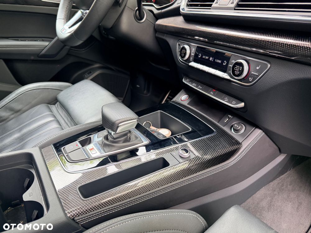 Audi SQ5 - 16