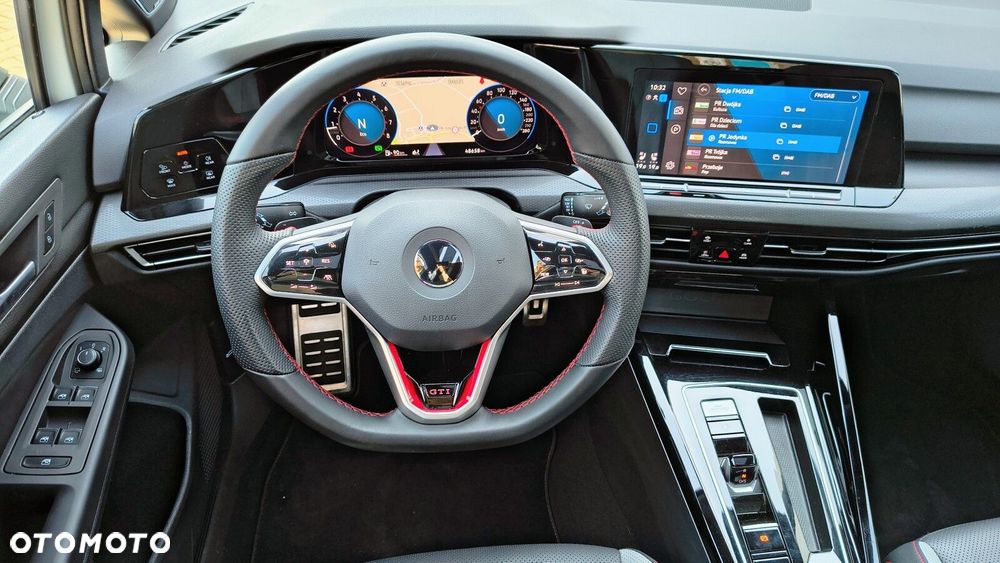 Volkswagen Golf - 39