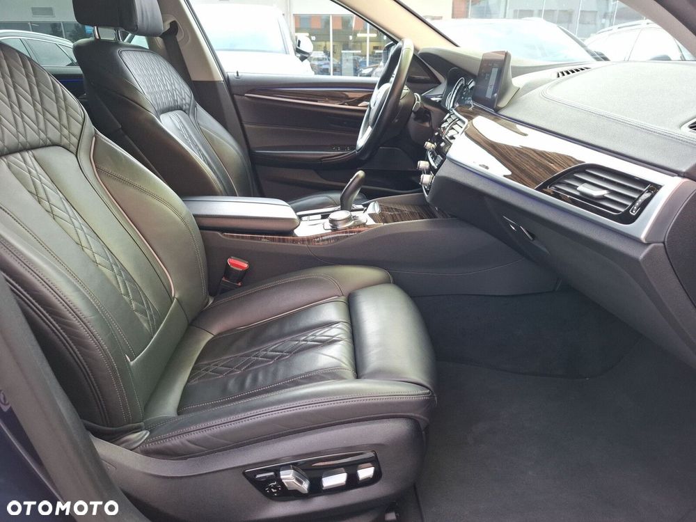 BMW Seria 5 520d xDrive Luxury Line sport - 20