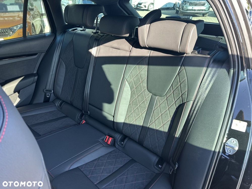 Skoda Octavia 2.0 TSI RS DSG - 30
