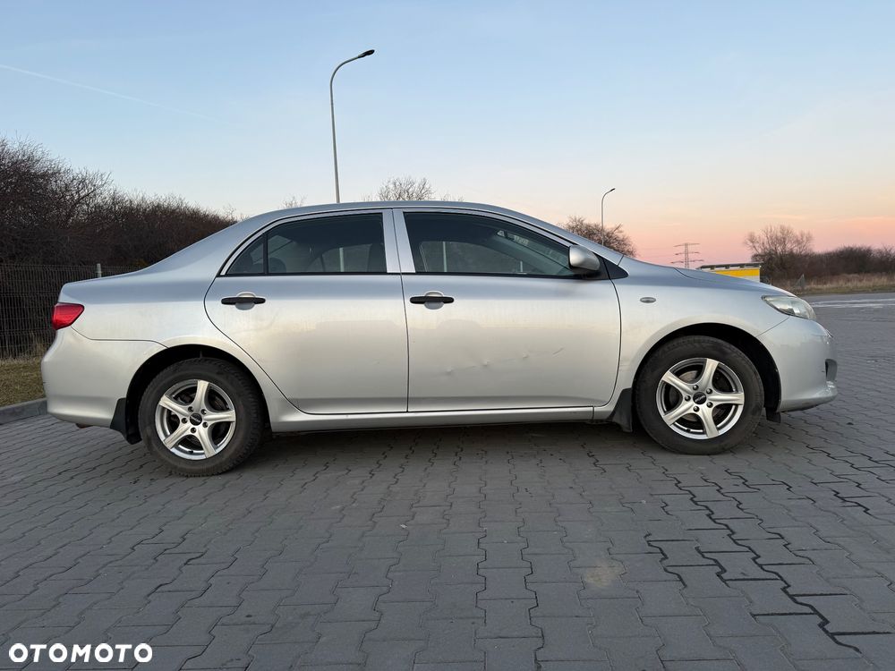 Toyota Corolla 1.4 VVT-i Luna - 13
