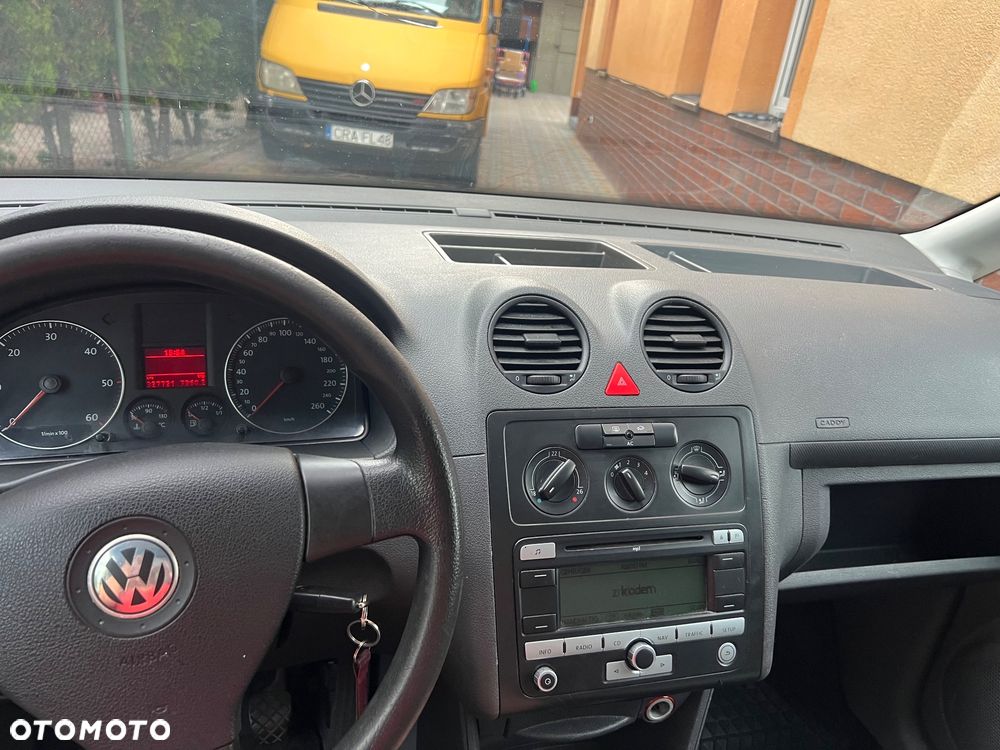 Volkswagen Caddy - 14