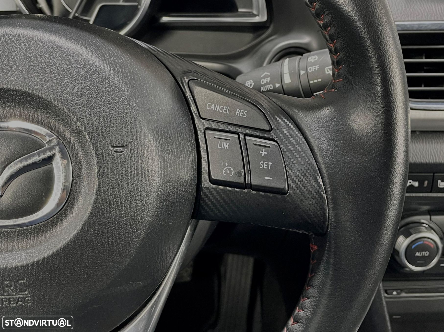 Mazda 3 - 13