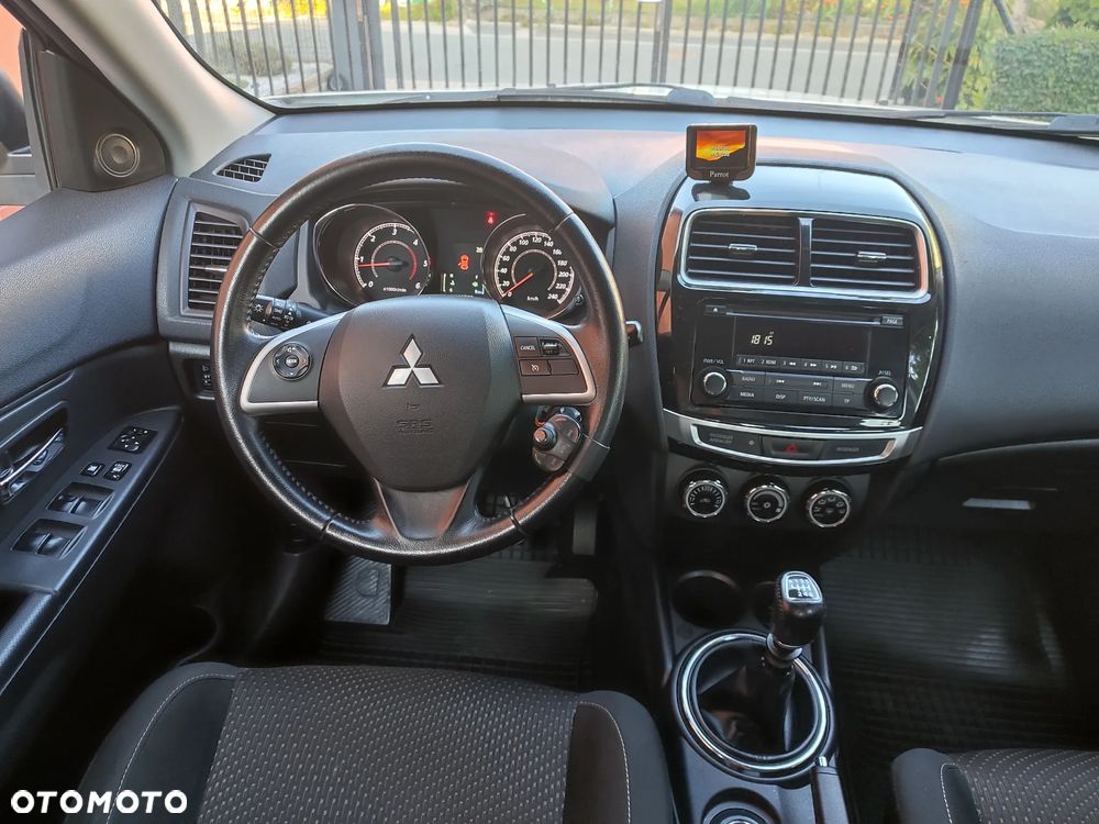 Mitsubishi ASX - 15