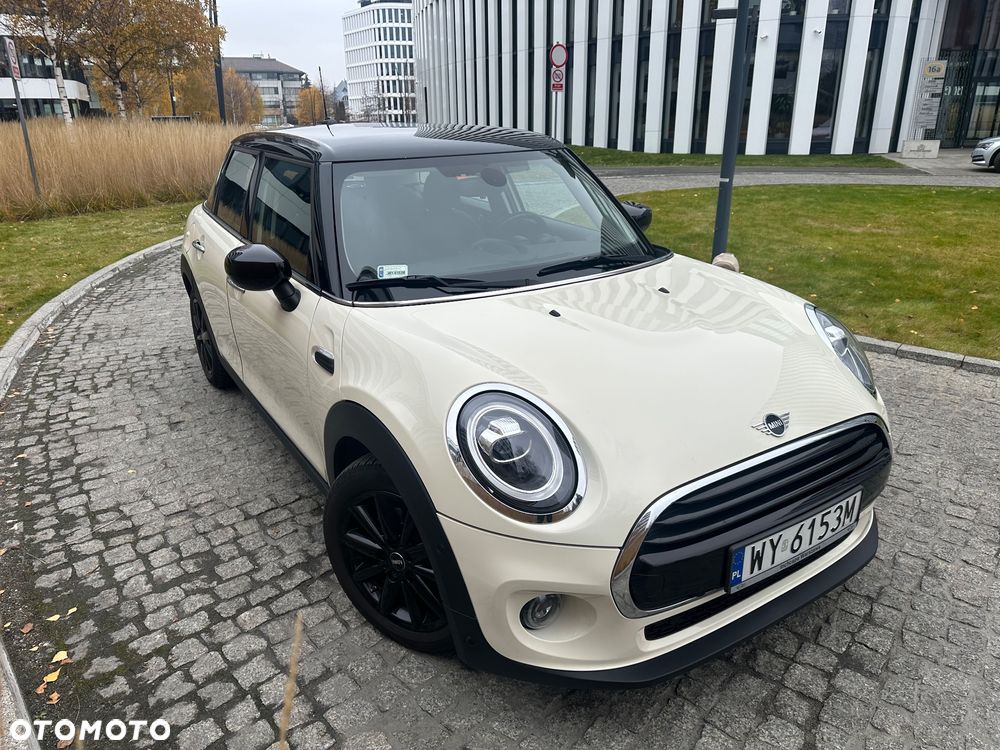 MINI Cooper Standard - 3